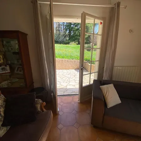 La Maison De Jeanne Tatil Evi *