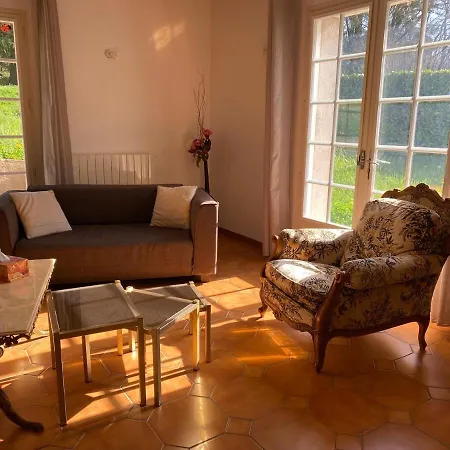 La Maison De Jeanne * Tour-de-Faure