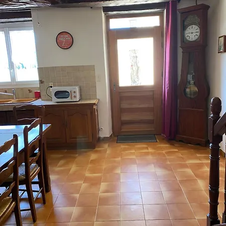 La Maison De Jeanne Tatil Evi *