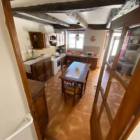 La Maison De Jeanne Tour-de-Faure